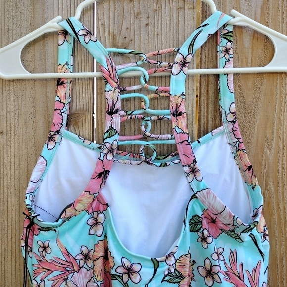 Ocean+Coast - Floral Tankini Swim Top - Picture 6 of 16